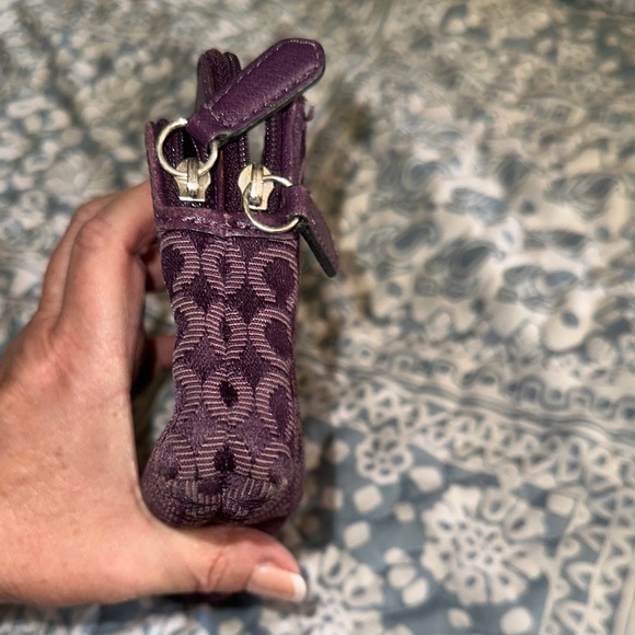 Coach Dark Purple Plum Signature Wallet - Picture 3 of 11